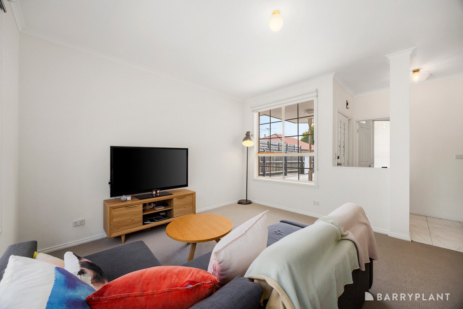 2/8 Sturt Street, Sunshine, VIC 3020, Sunshine - Thumbnail 3