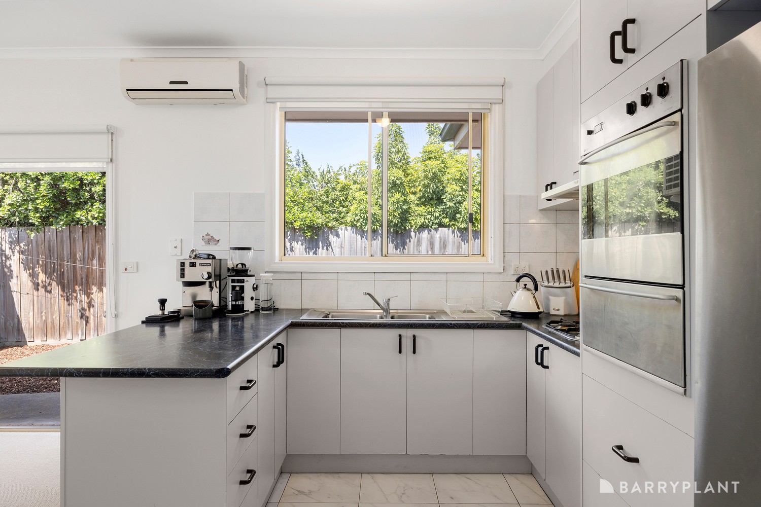 2/8 Sturt Street, Sunshine, VIC 3020, Sunshine - Thumbnail 4