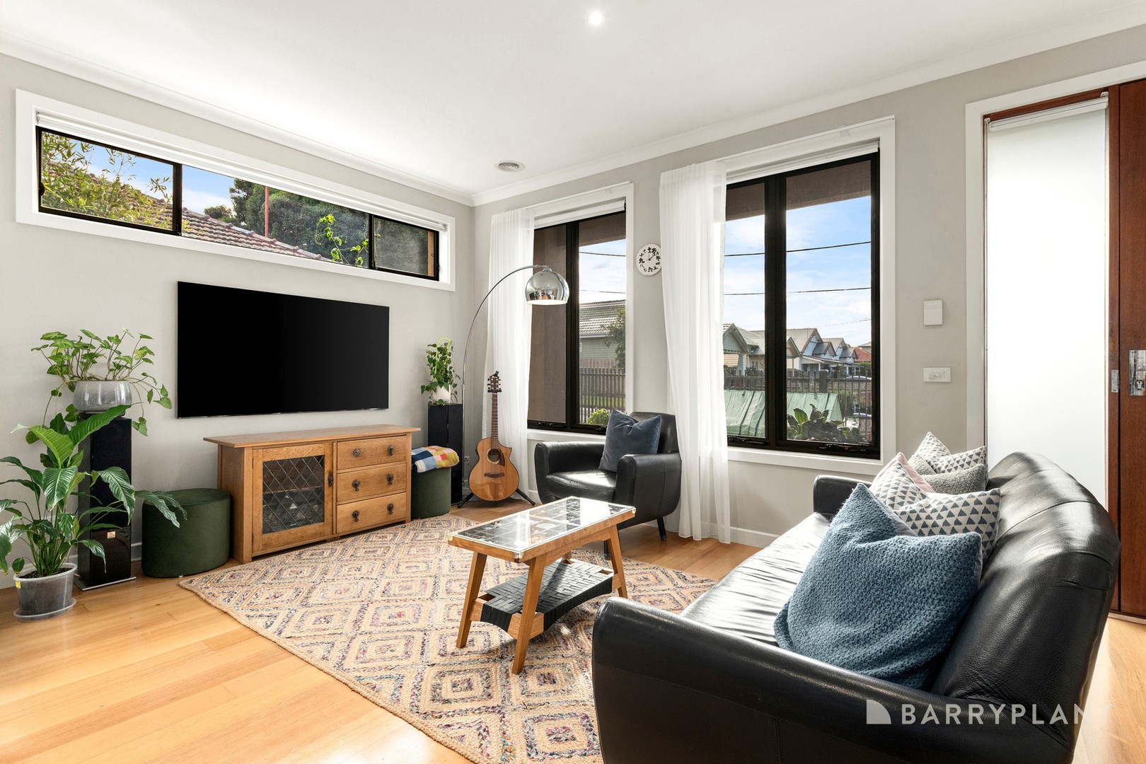2/8 Sunshine Street, Pascoe Vale, VIC 3044 - Thumbnail 2 - 28/05/2025