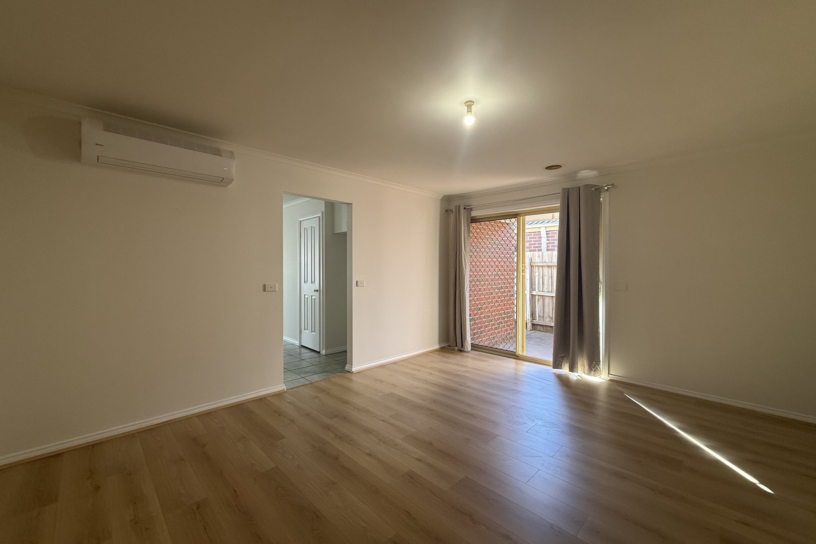 2/8 Timele Drive, Hillside, VIC 3037, Hillside - Thumbnail 2