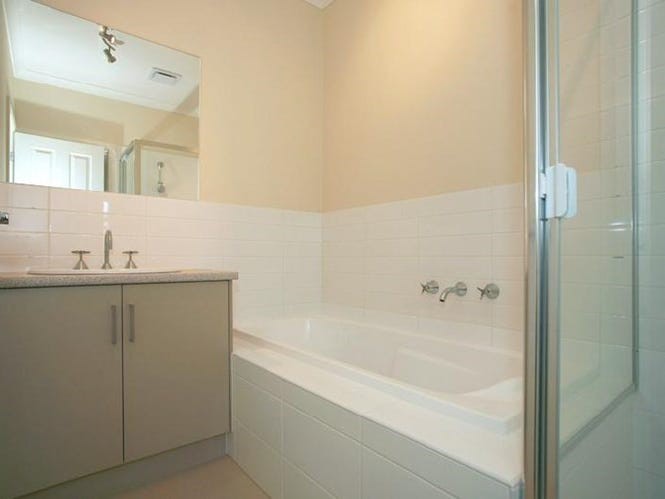 2/8 Valerie Street, Noble Park, VIC 3174, Noble Park - Thumbnail 5