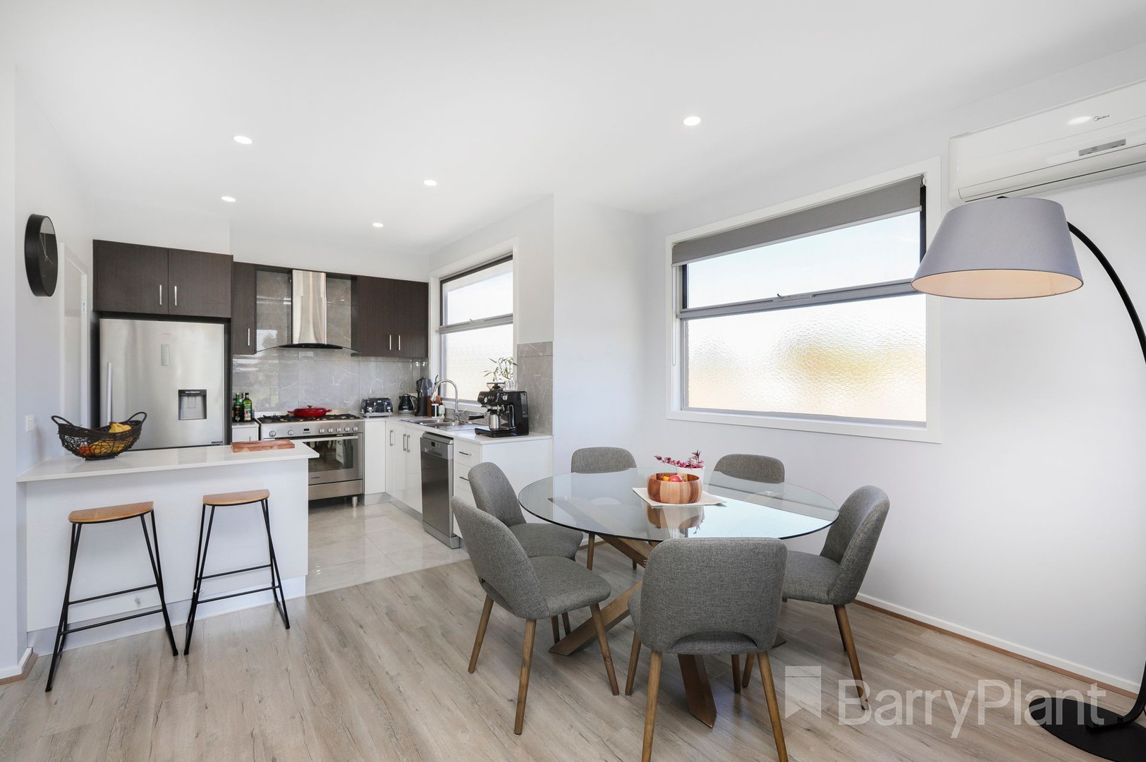 2/8 Whittaker StreetMaidstone, VIC 3012, Maidstone - Thumbnail 5