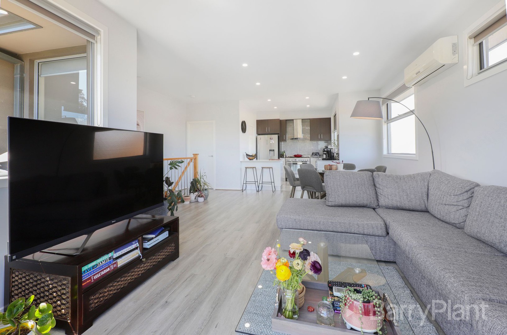 2/8 Whittaker StreetMaidstone, VIC 3012, Maidstone - Thumbnail 6