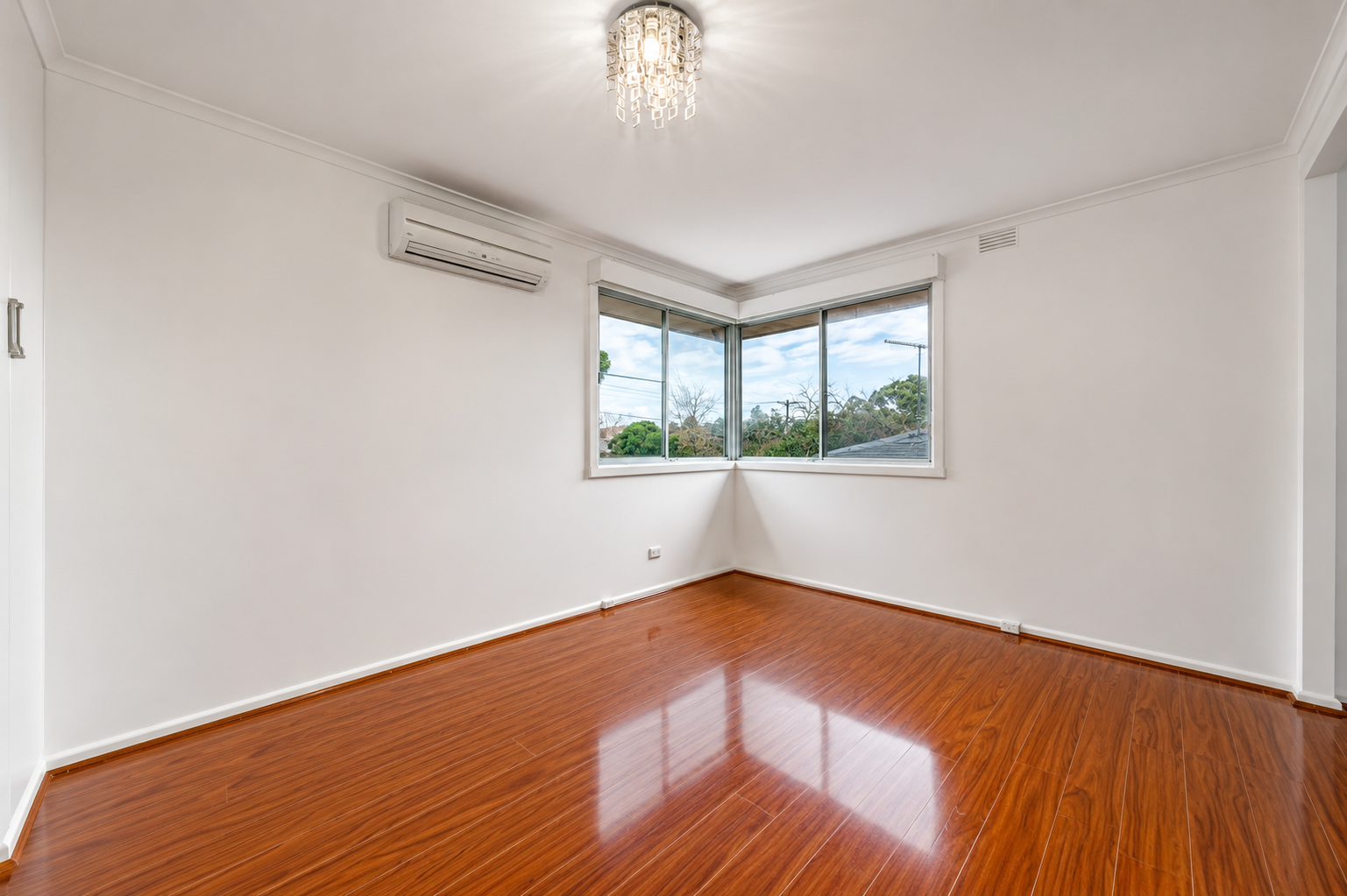 2/8 Willow Avenue, Mitcham, VIC 3132 - Thumbnail 2 - 12/08/2026
