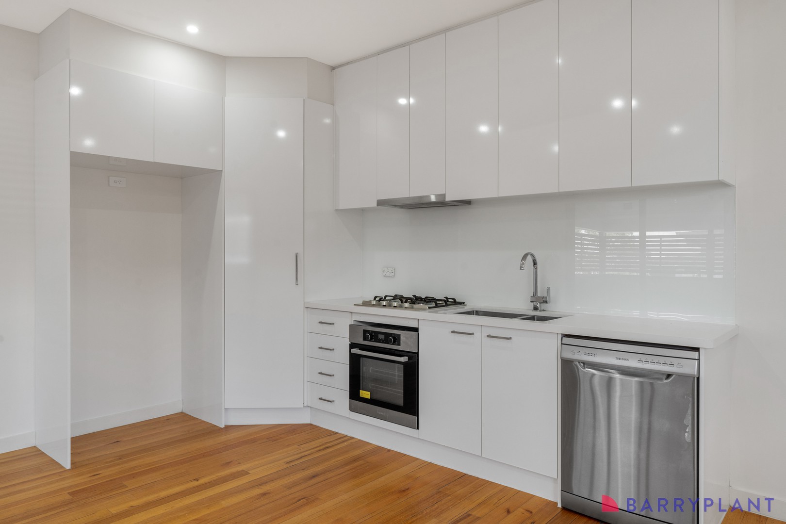 2/81 Farview Street, Glenroy, VIC 3046, Glenroy - Thumbnail 2