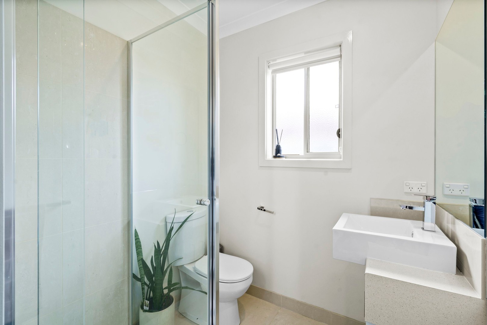 2/81 Hawker Street, Airport West, VIC 3042, Airport West - Thumbnail 8