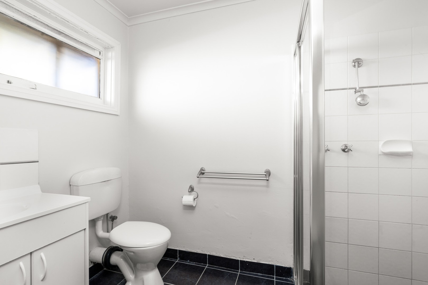 2/81 Heytesbury Street, Herne Hill, VIC 3218, Herne Hill - Thumbnail 6