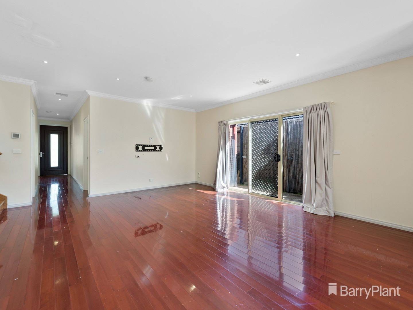 2/82 Heathfield Rise, Box Hill North, VIC 3129, Box Hill North - Thumbnail 4