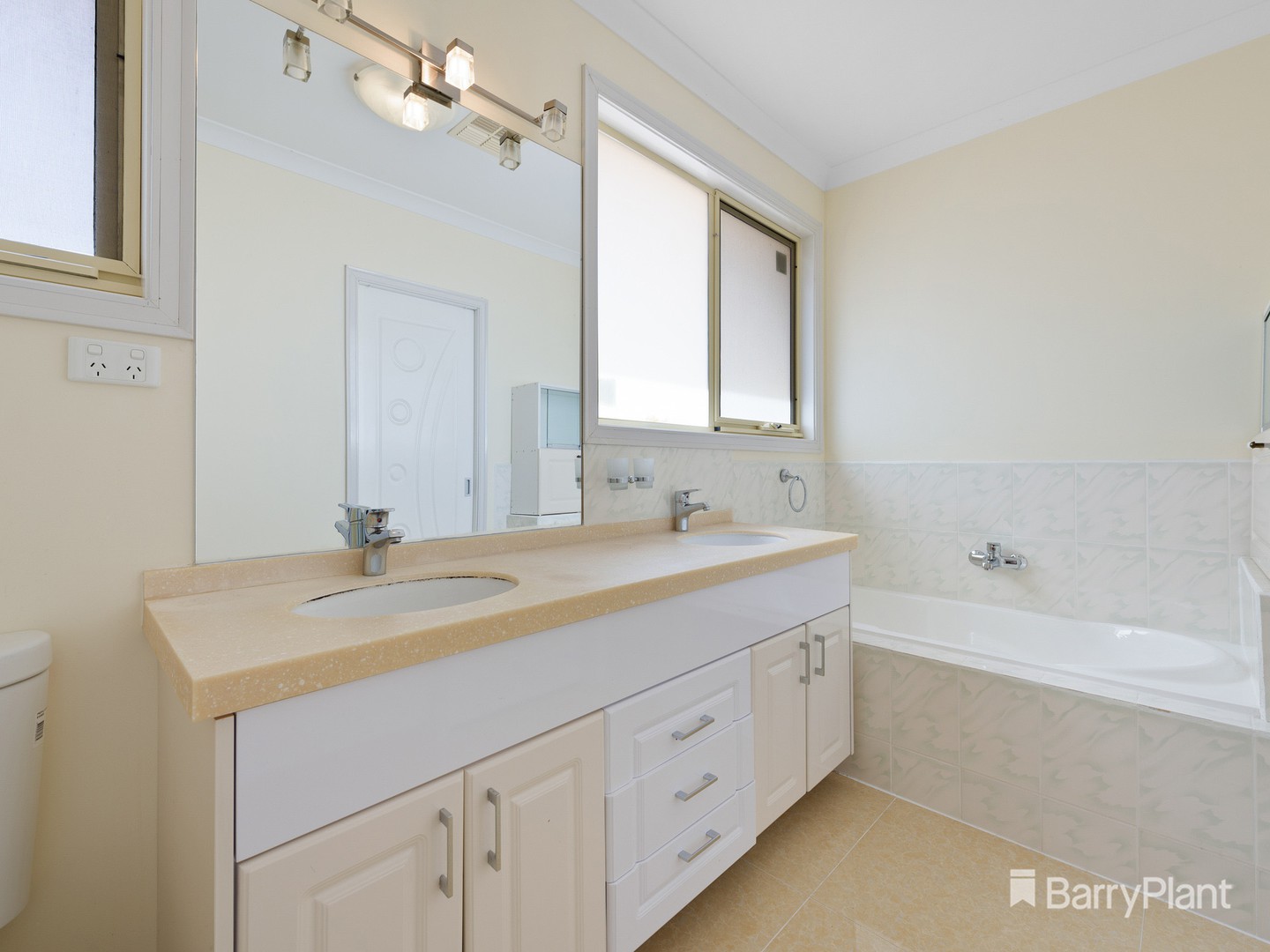 2/82 Heathfield Rise, Box Hill North, VIC 3129, Box Hill North - Thumbnail 8