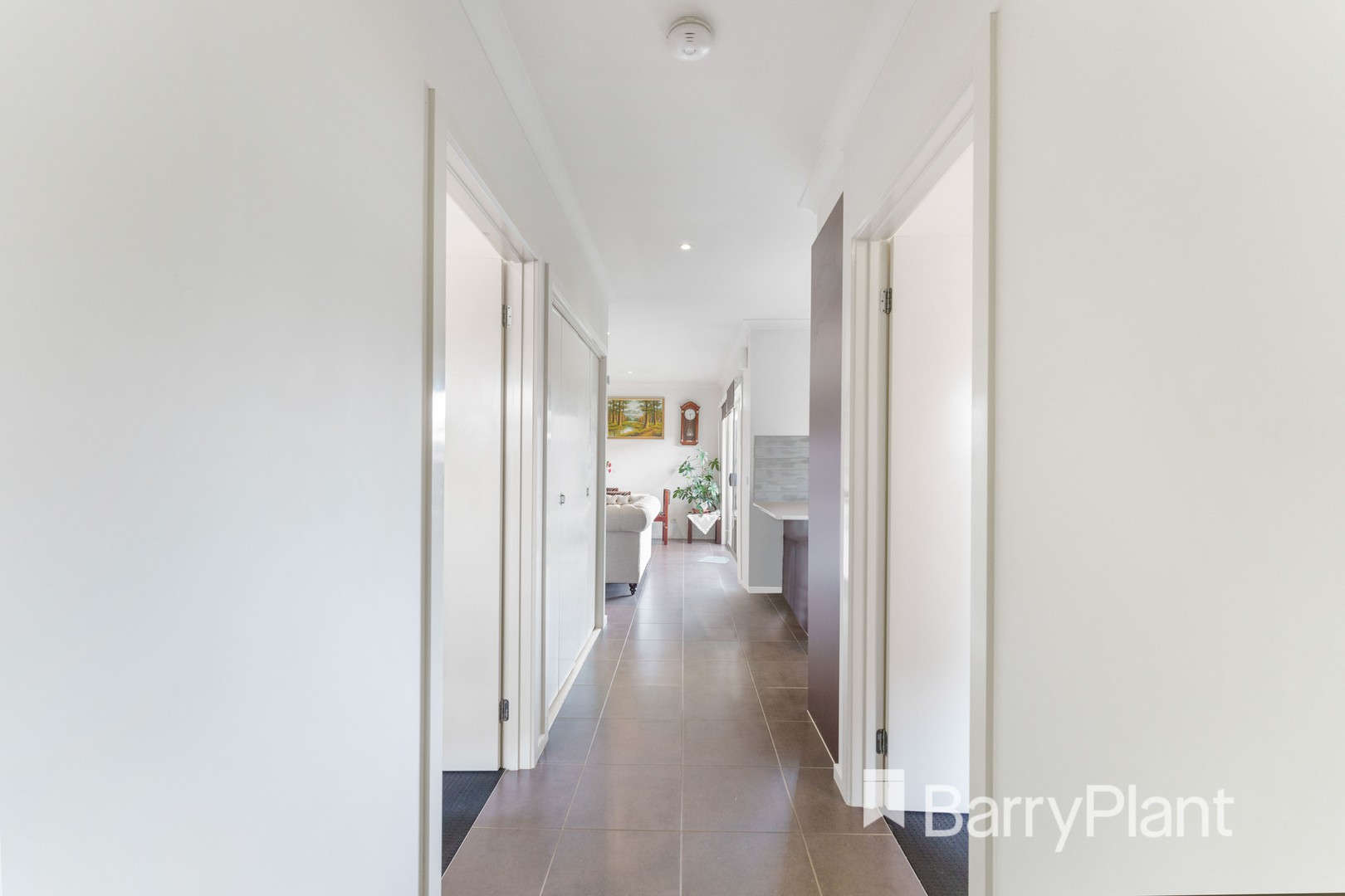 2/82 McArthur Avenue, St Albans, VIC 3021, St Albans - Thumbnail 2