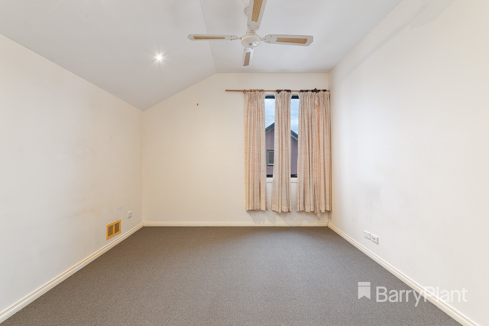 2/82 View Street, Glenroy, VIC 3046, Glenroy - Thumbnail 6