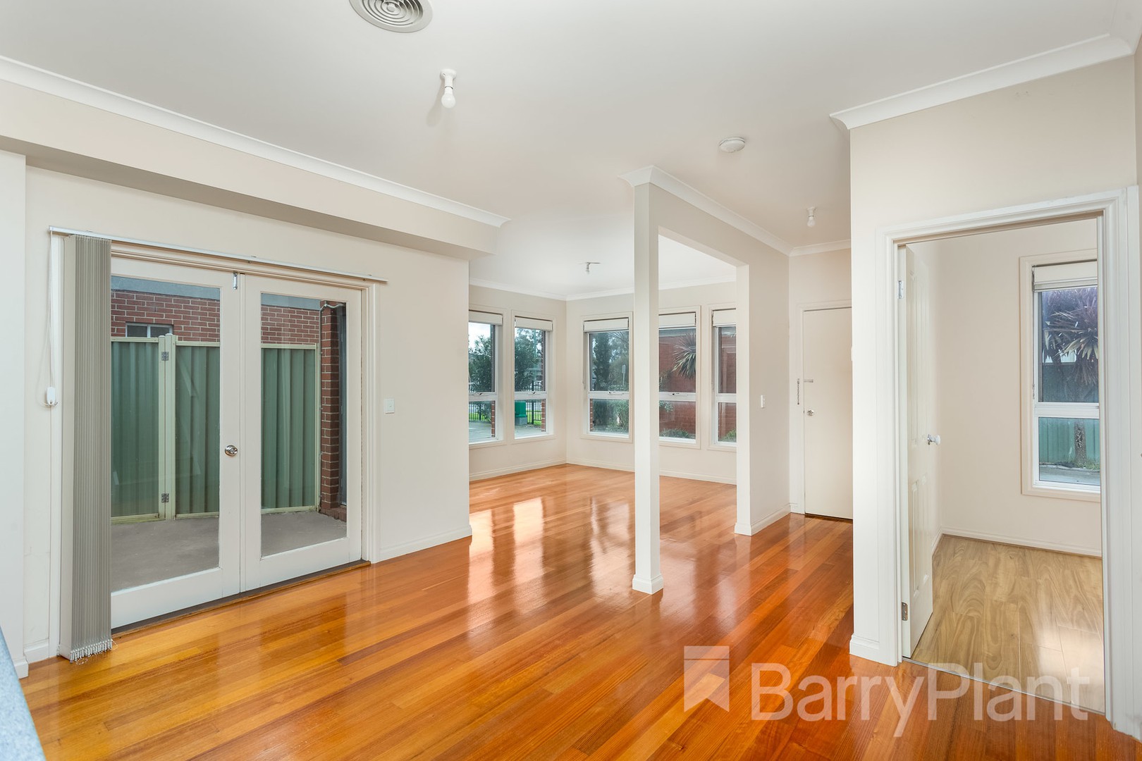 2/83 Dunnings Road, Point Cook, VIC 3030, Point Cook - Thumbnail 3