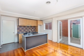 2/83 Dunnings Road, Point Cook, VIC 3030, Point Cook - Thumbnail 6