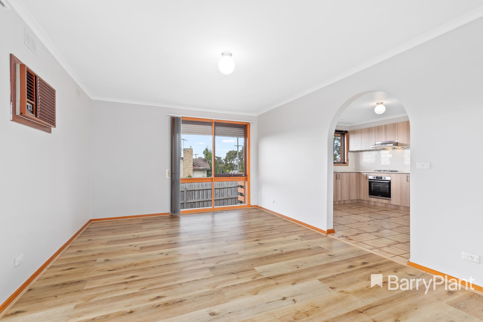 2/835 Plenty Road, Reservoir, VIC 3073, Reservoir - Thumbnail 3