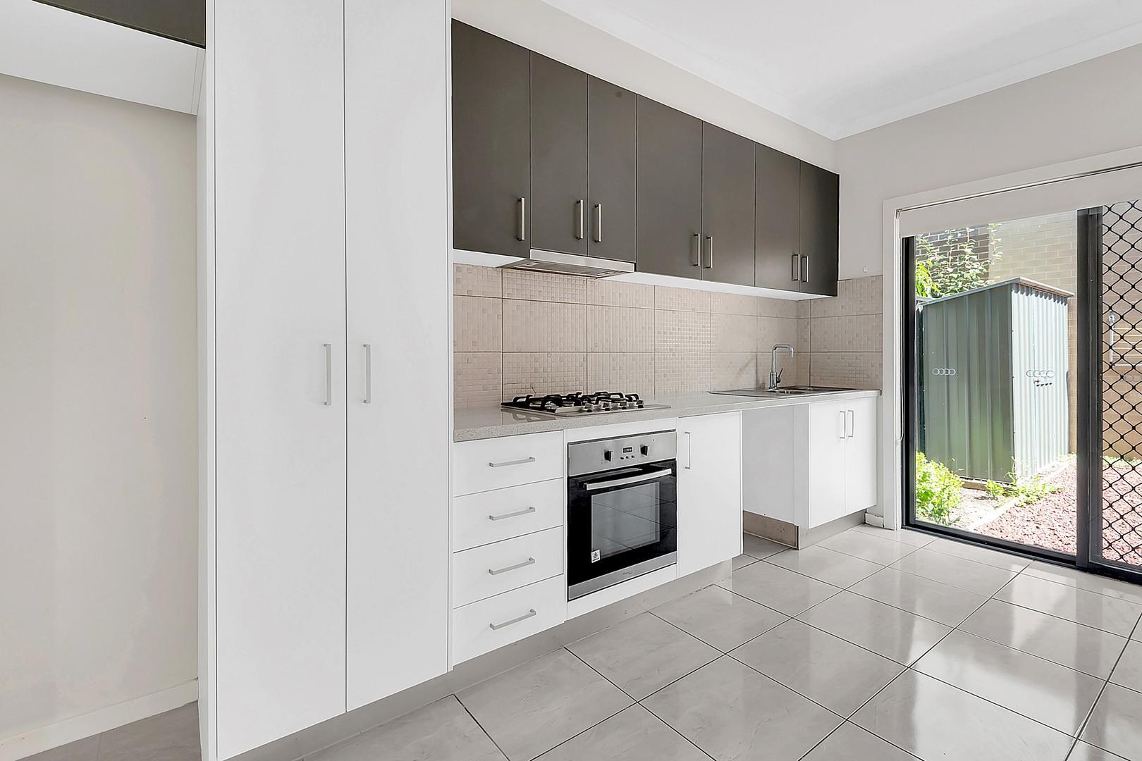 2/85 Grevillea Street, Craigieburn, VIC 3064, Craigieburn - Thumbnail 3