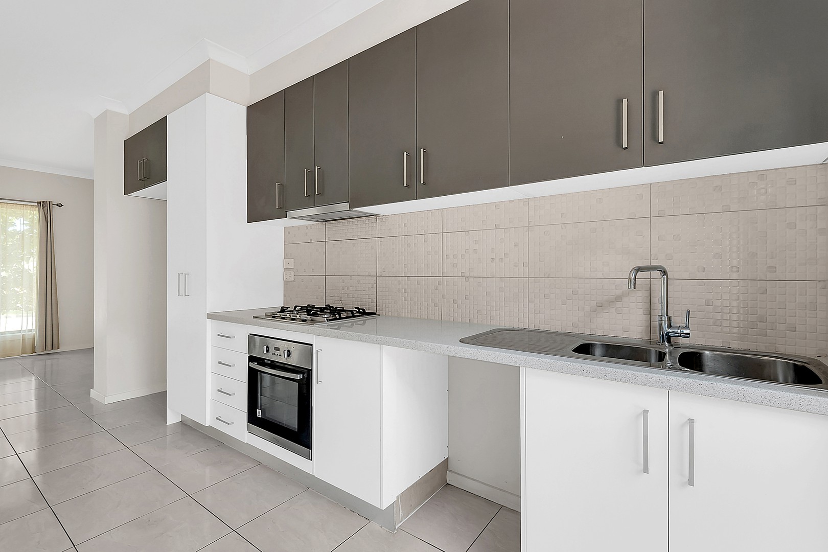 2/85 Grevillea Street, Craigieburn, VIC 3064, Craigieburn - Thumbnail 5