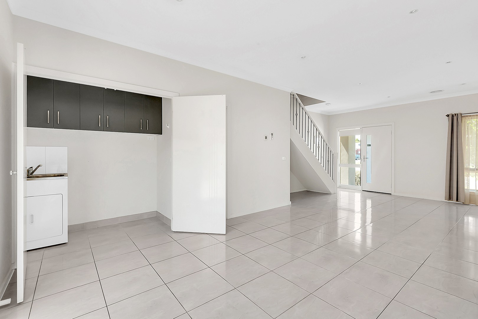 2/85 Grevillea Street, Craigieburn, VIC 3064, Craigieburn - Thumbnail 6