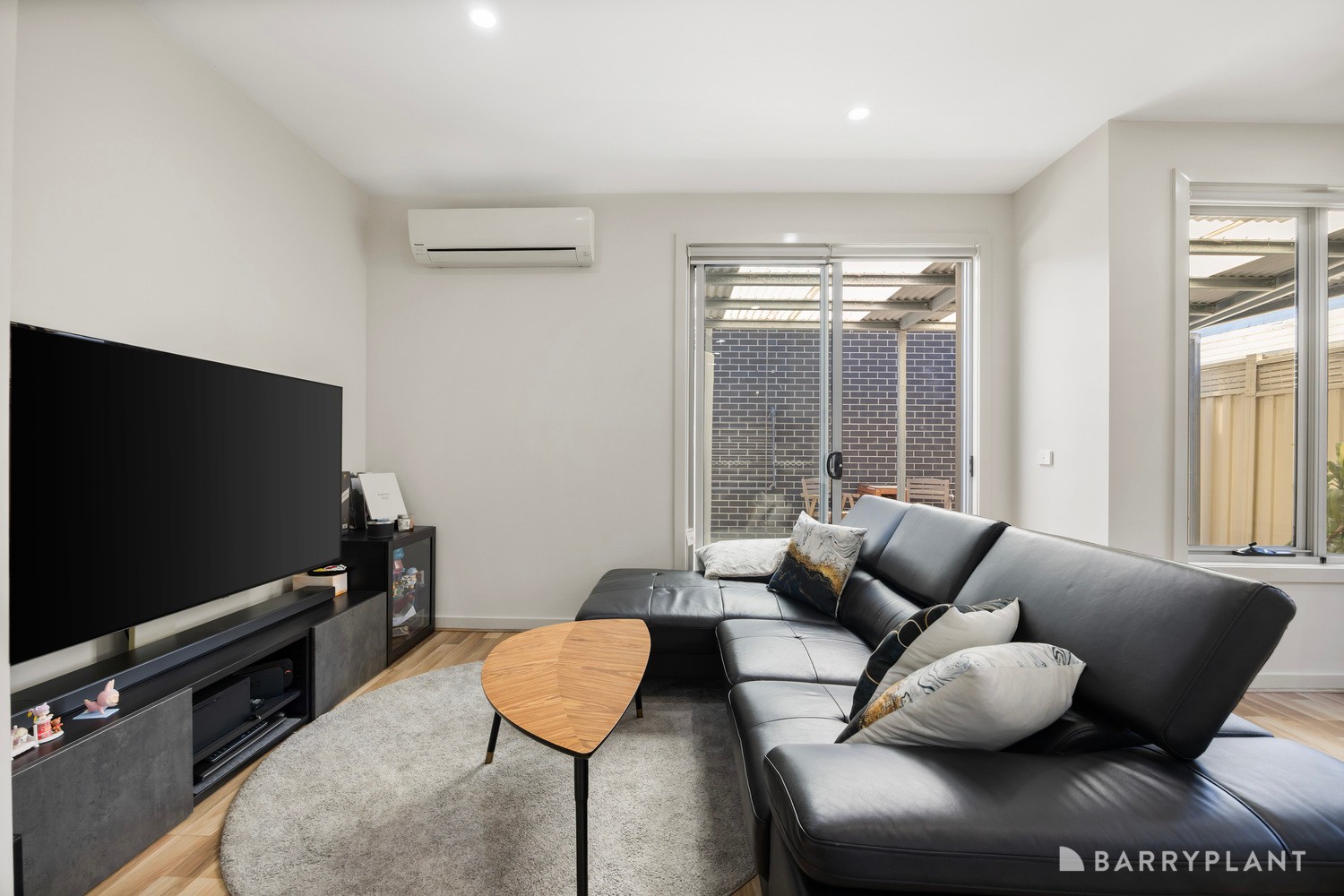 2/85 Melon Street, Braybrook, VIC 3019 - Thumbnail 2 - 27/10/2026