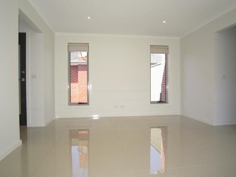 2/86 Dianne Avenue, Craigieburn, VIC 3064, Craigieburn - Thumbnail 3