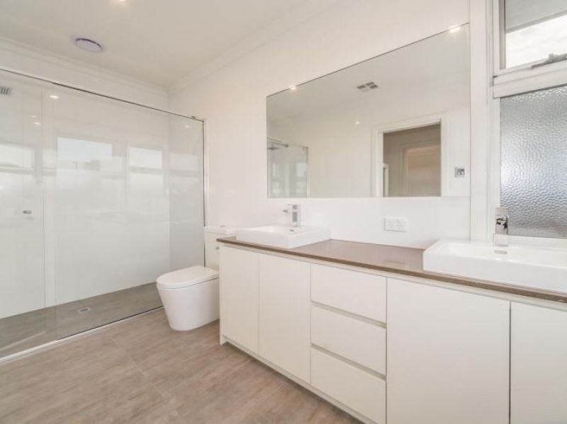 2/87 Clyde Street, Box Hill North, VIC 3129, Box Hill North - Thumbnail 2