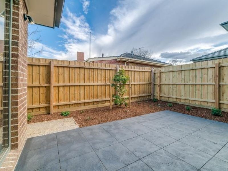 2/87 Clyde Street, Box Hill North, VIC 3129, Box Hill North - Thumbnail 3