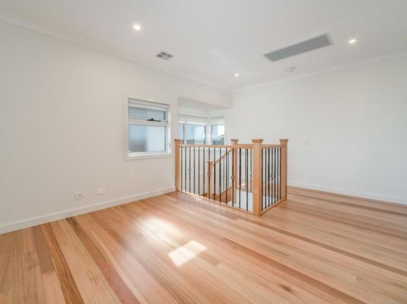 2/87 Clyde Street, Box Hill North, VIC 3129, Box Hill North - Thumbnail 4