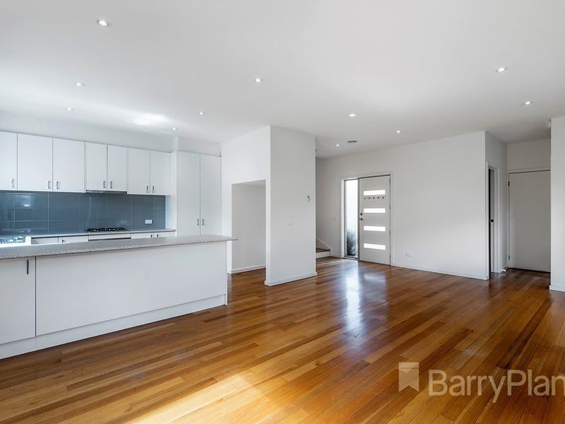 2/8A James Street, Dandenong, VIC 3175 - Thumbnail 1 - 26/02/2026