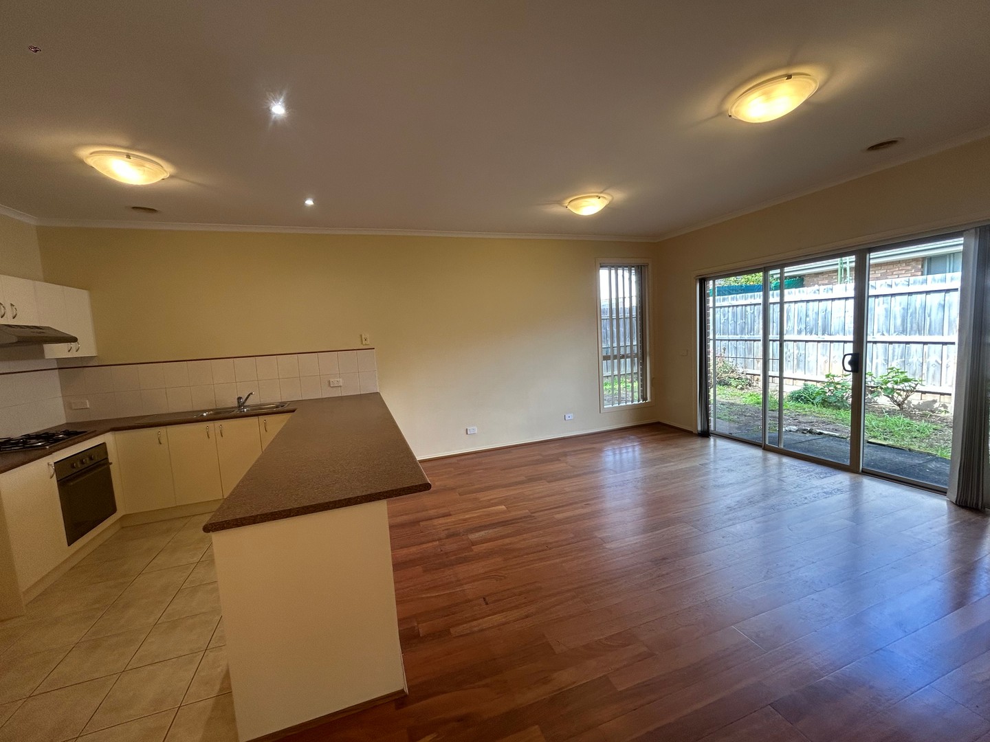 2/9 Catherine Street, Boronia, VIC 3155 - Thumbnail 2 - 11/09/2026