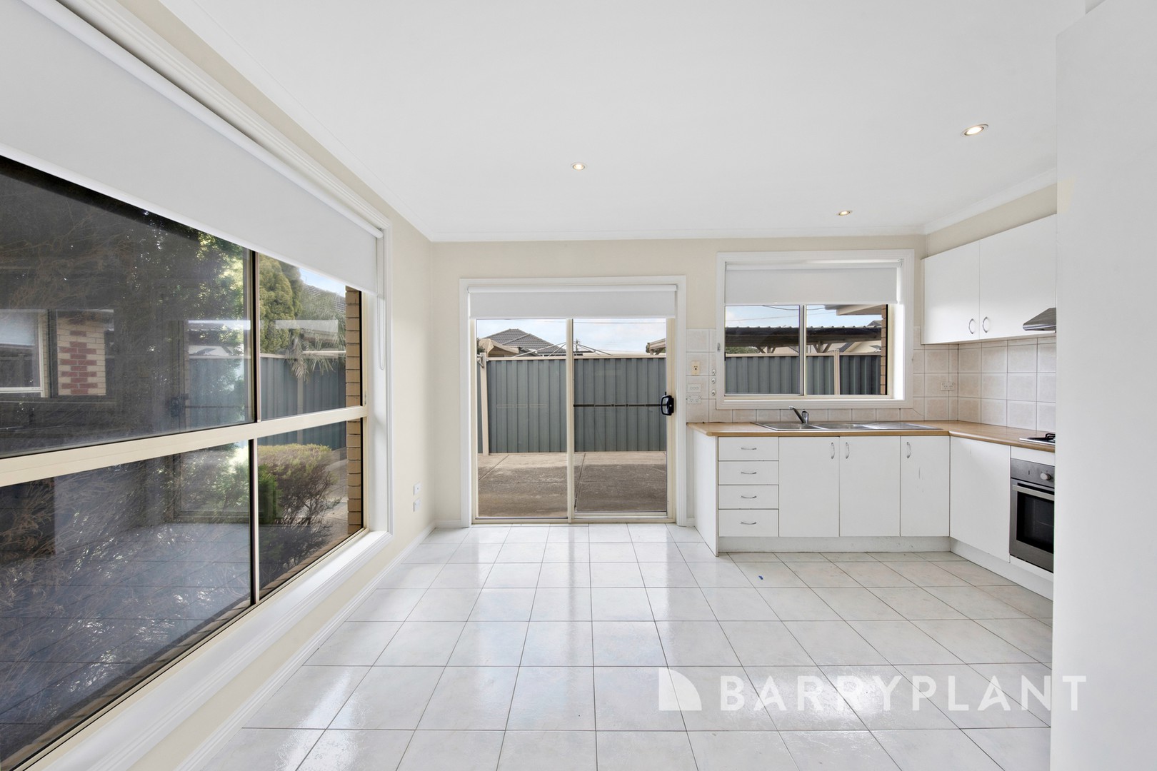 2/9 Conrad Street, St Albans, VIC 3021, St Albans - Thumbnail 7