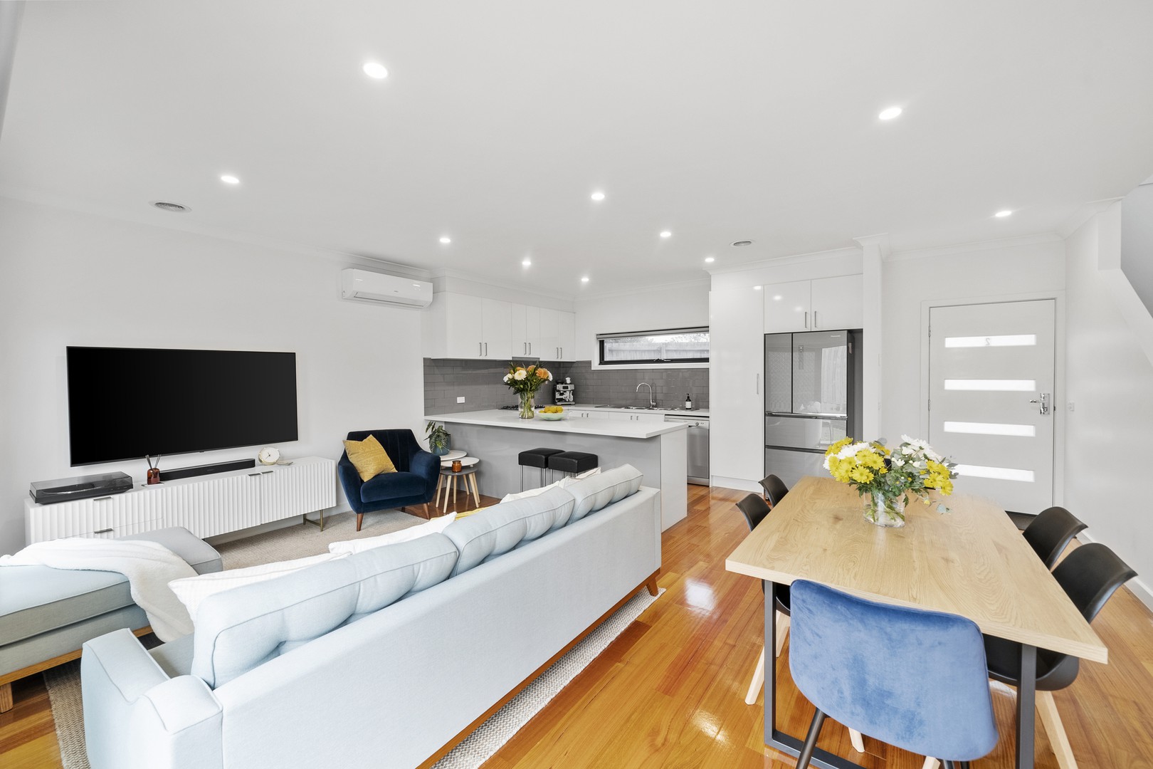 2/9 Delaware Street, Reservoir, VIC 3073, Reservoir - Thumbnail 3
