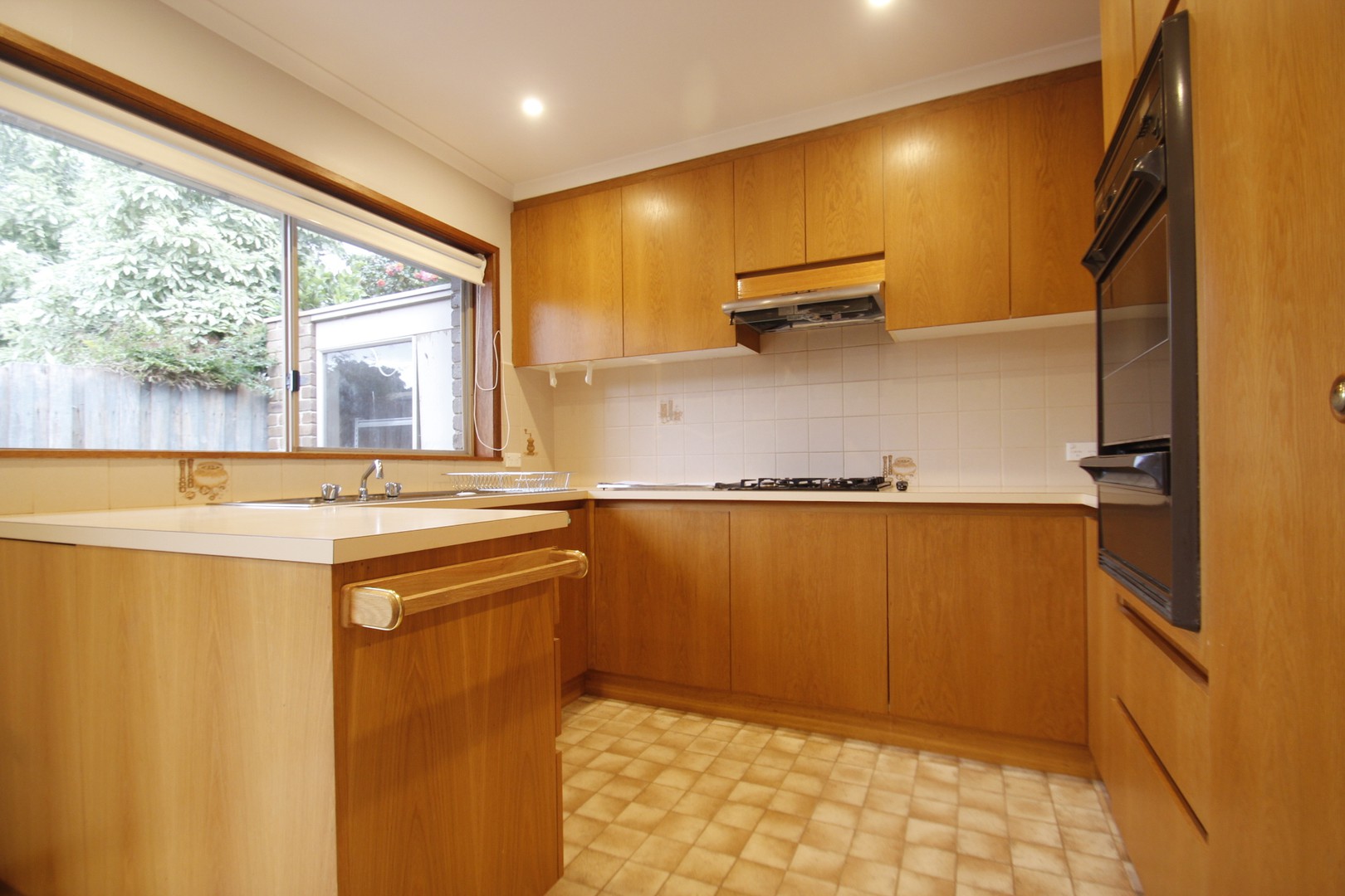 2/9 Dorgan Street, Mount Waverley, VIC 3149 - Thumbnail 1 - 25/10/2021