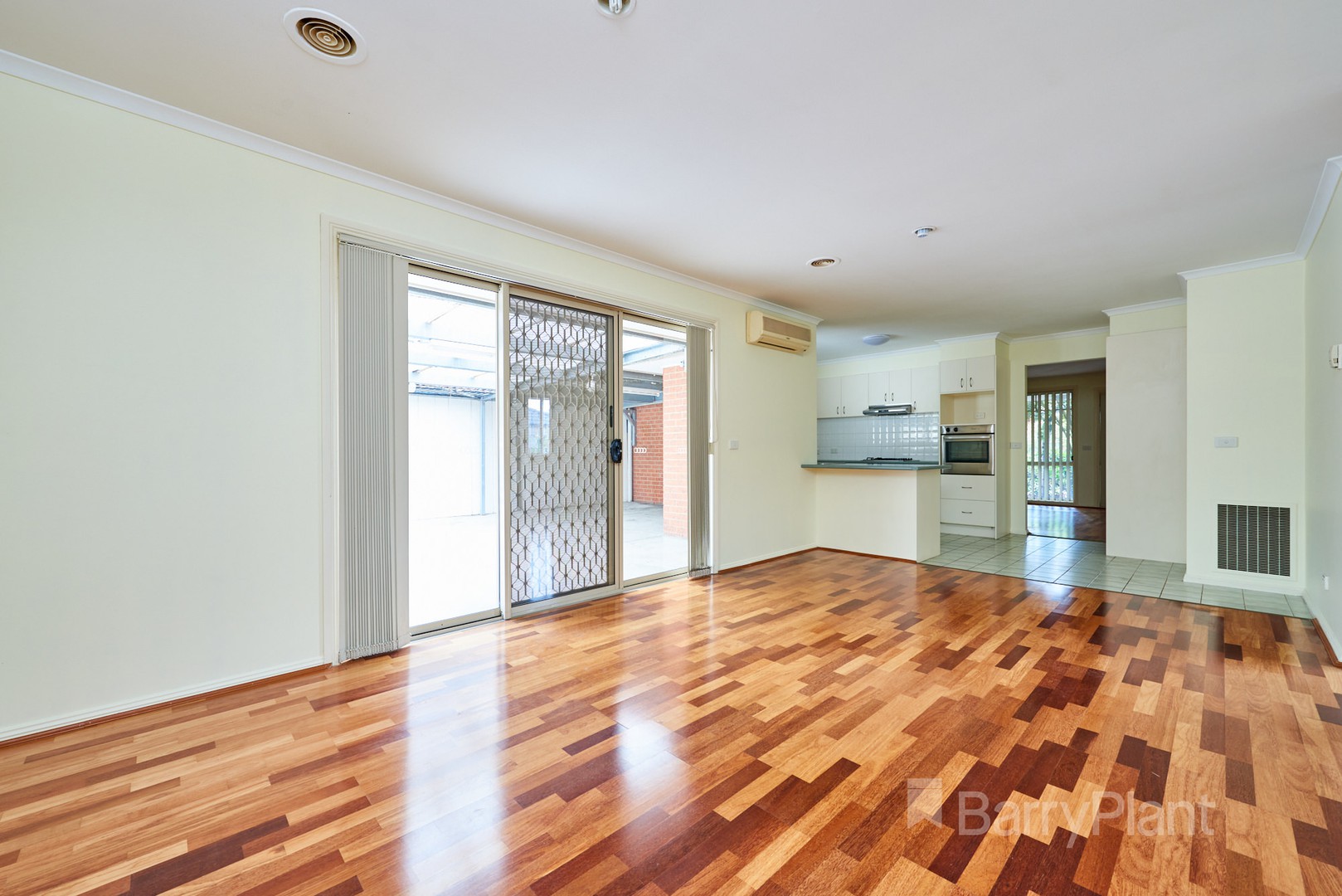 2/9 Ealing Crescent, Springvale South, VIC 3172, Springvale South - Thumbnail 3