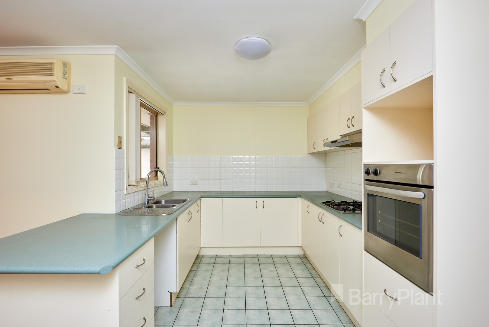 2/9 Ealing Crescent, Springvale South, VIC 3172, Springvale South - Thumbnail 4
