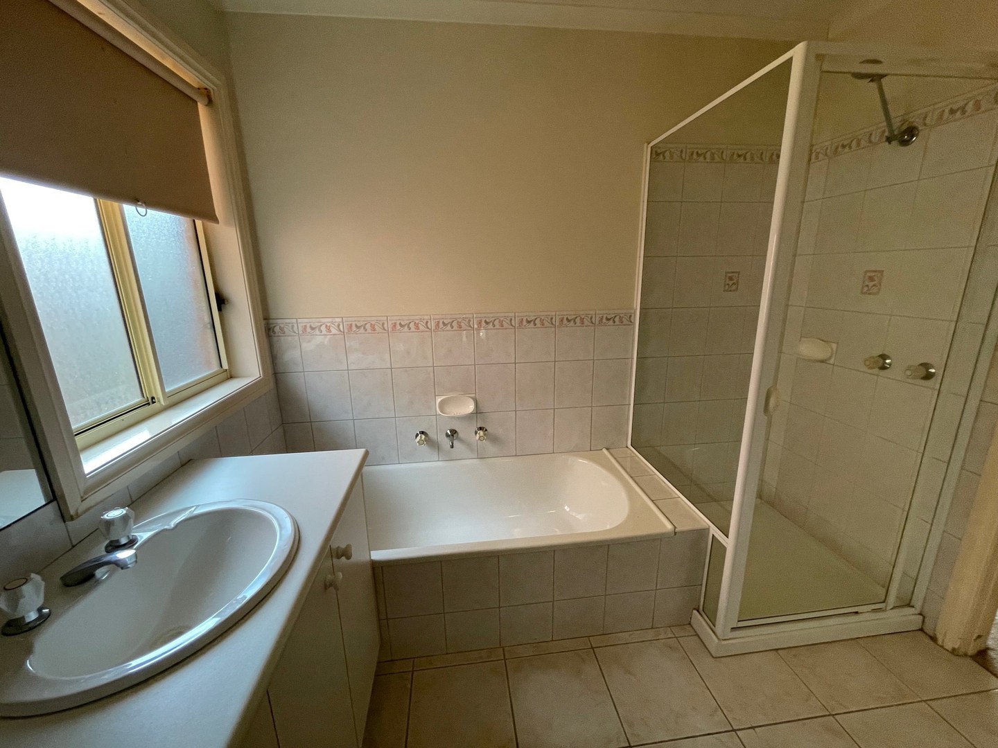 2/9 Grandview Grove, Bayswater, VIC 3153, Bayswater - Thumbnail 3
