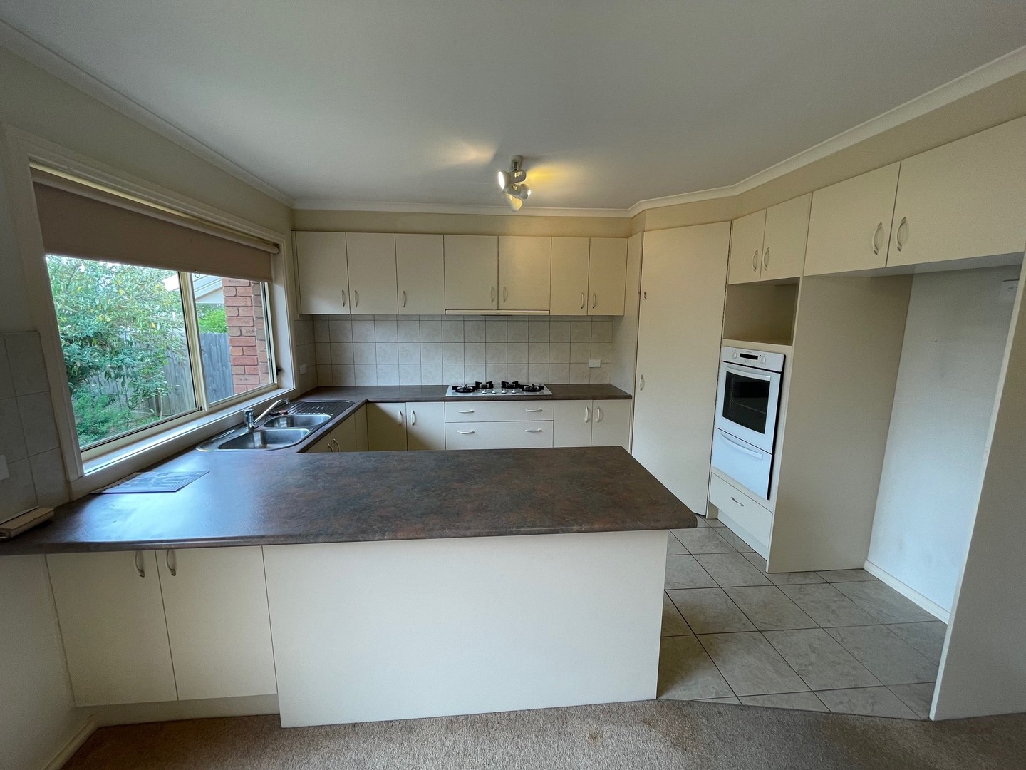 2/9 Grandview Grove, Bayswater, VIC 3153, Bayswater - Thumbnail 6