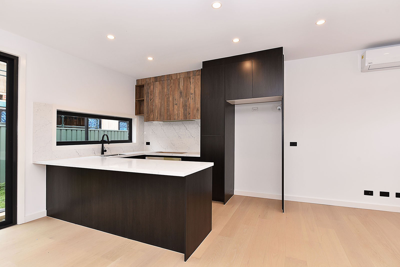 2/9 Green Street, Airport West, VIC 3042, Airport West - Thumbnail 3