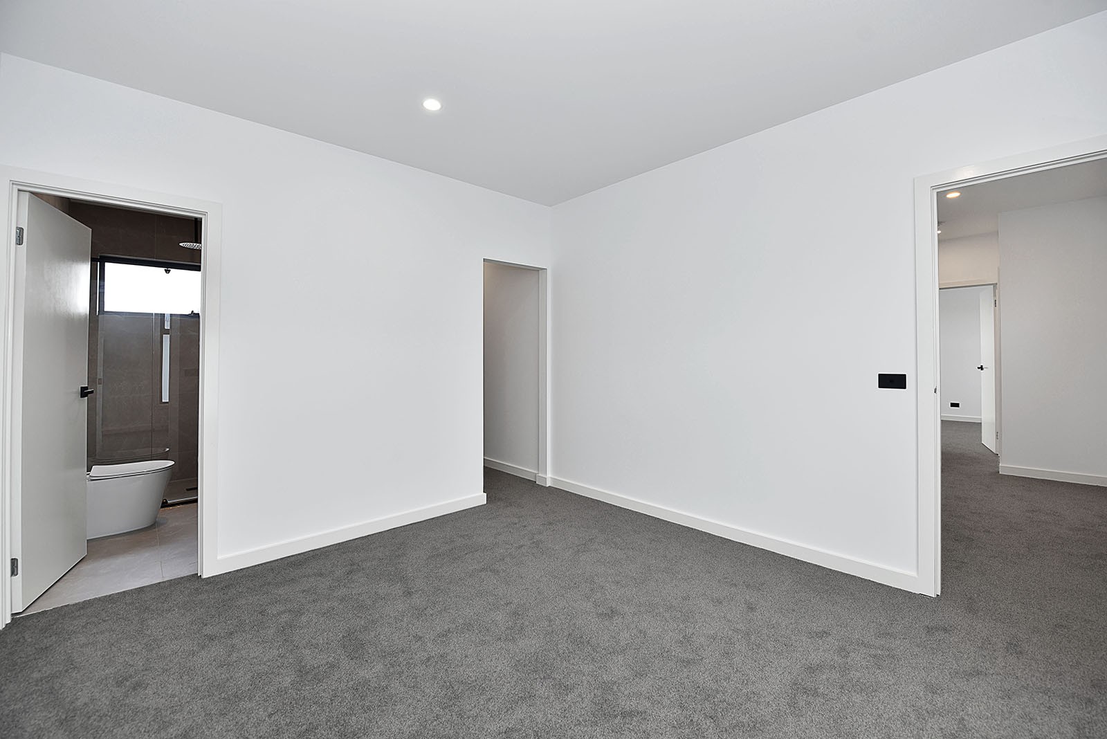 2/9 Green Street, Airport West, VIC 3042, Airport West - Thumbnail 4