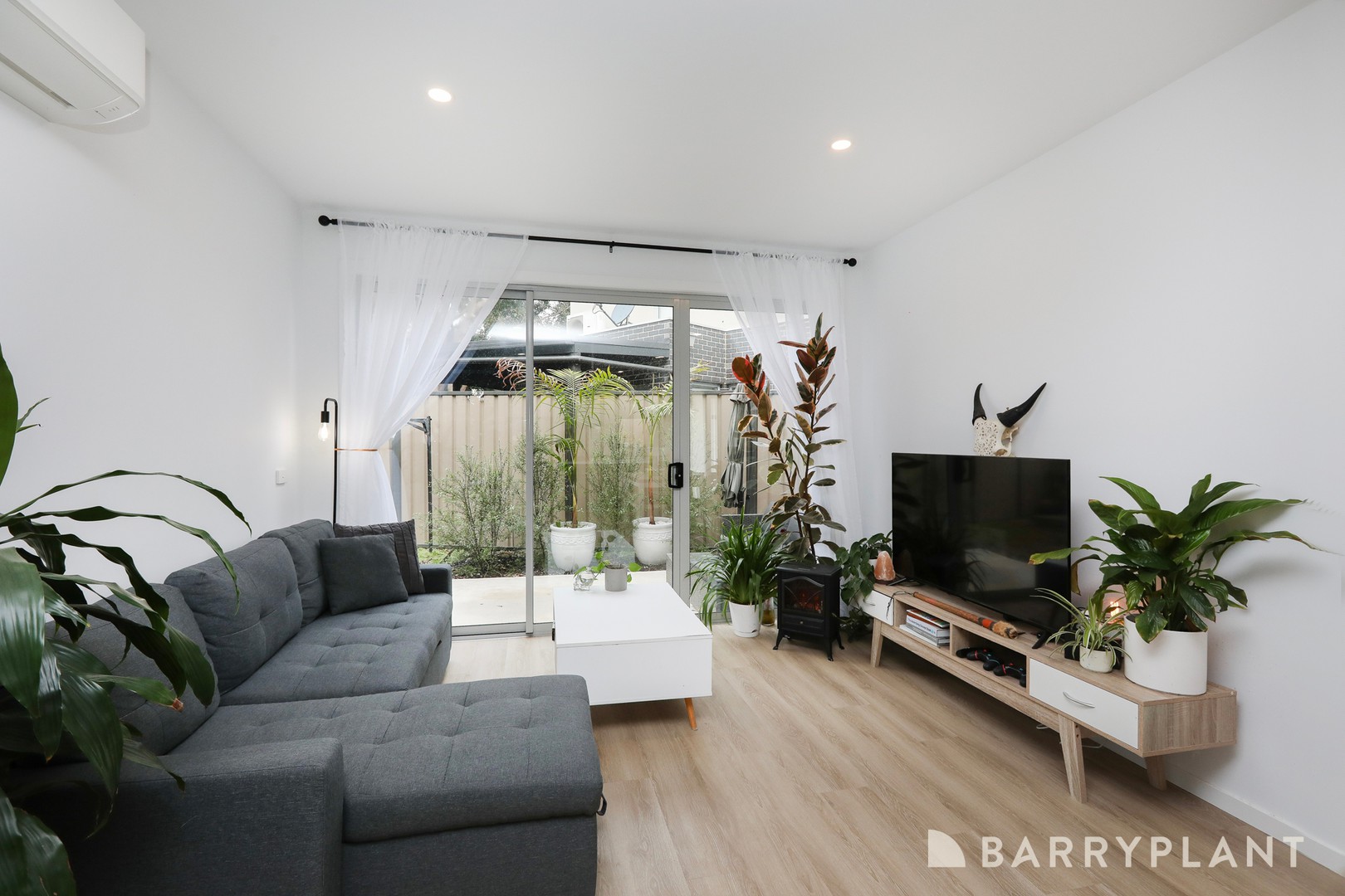 2/9 Hanna Court, Braybrook, VIC 3019, Braybrook - Thumbnail 3