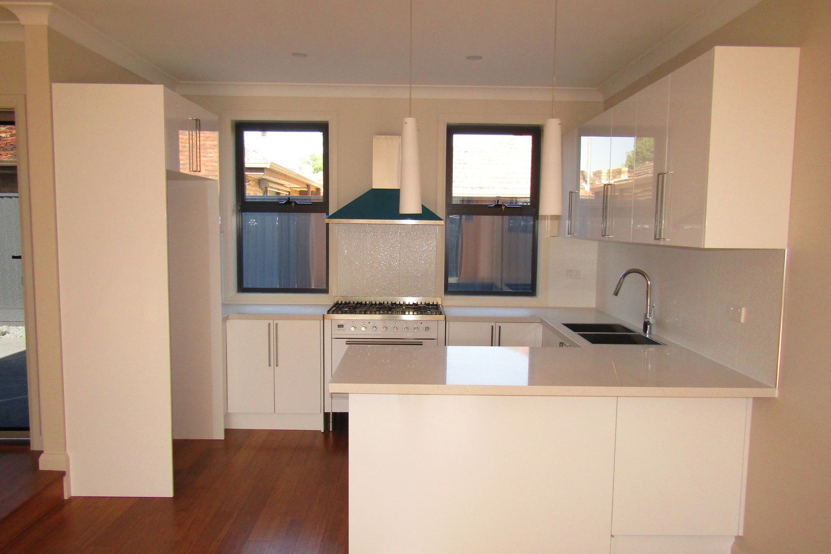 2/9 Johnson Street, Reservoir, VIC 3073, Reservoir - Thumbnail 4