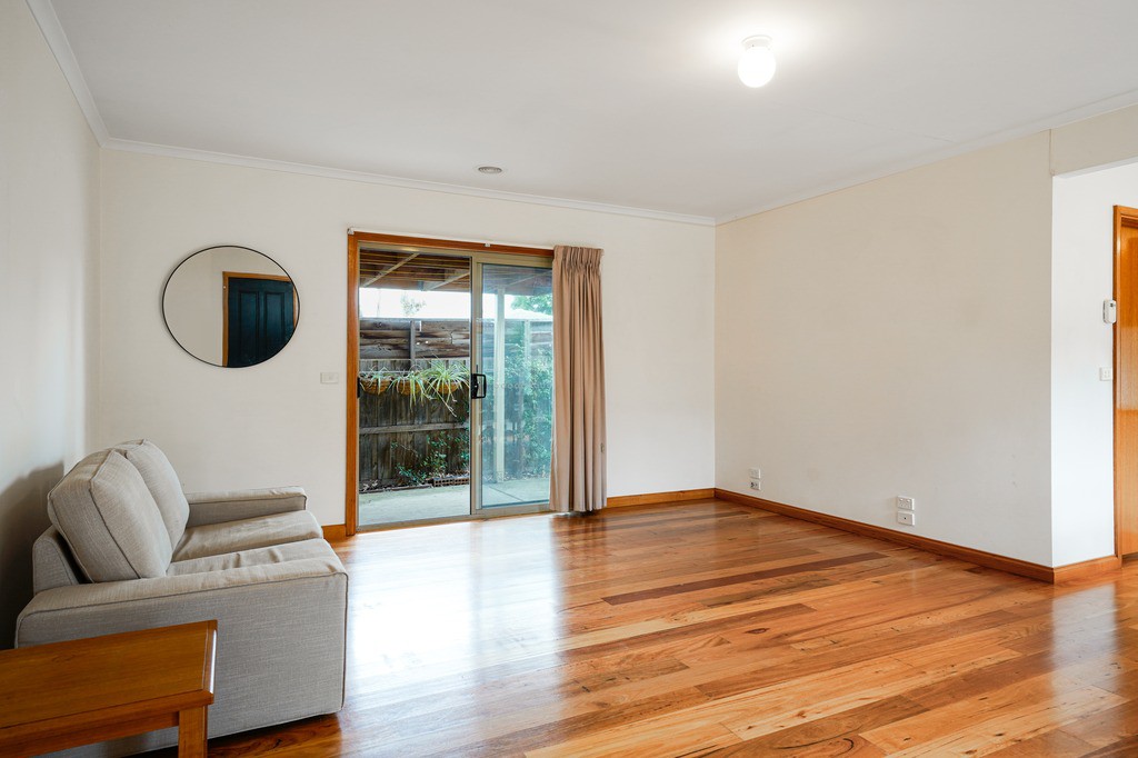 2/9 Konrads Crescent, Highton, VIC 3216, Highton - Thumbnail 3