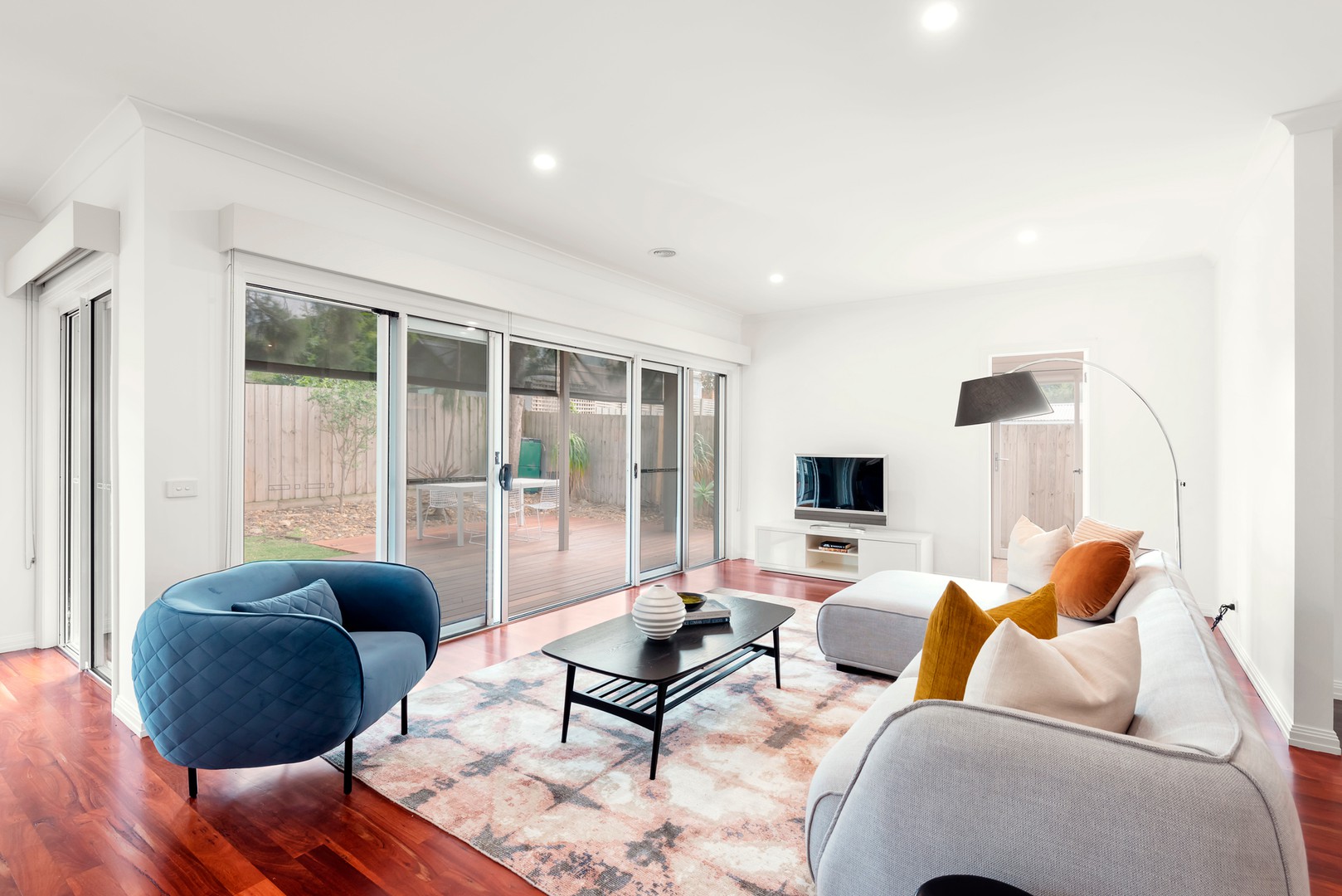 2/9 Lochiel AvenueEdithvale, VIC 3196, Edithvale - Thumbnail 2