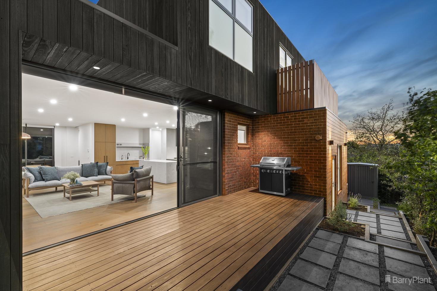 2/9 Morris Street, Doncaster, VIC 3108, Doncaster - Thumbnail 2