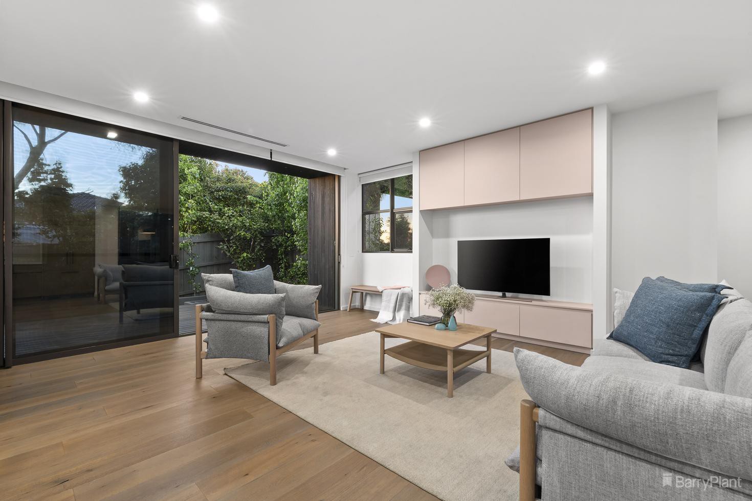 2/9 Morris Street, Doncaster, VIC 3108, Doncaster - Thumbnail 3