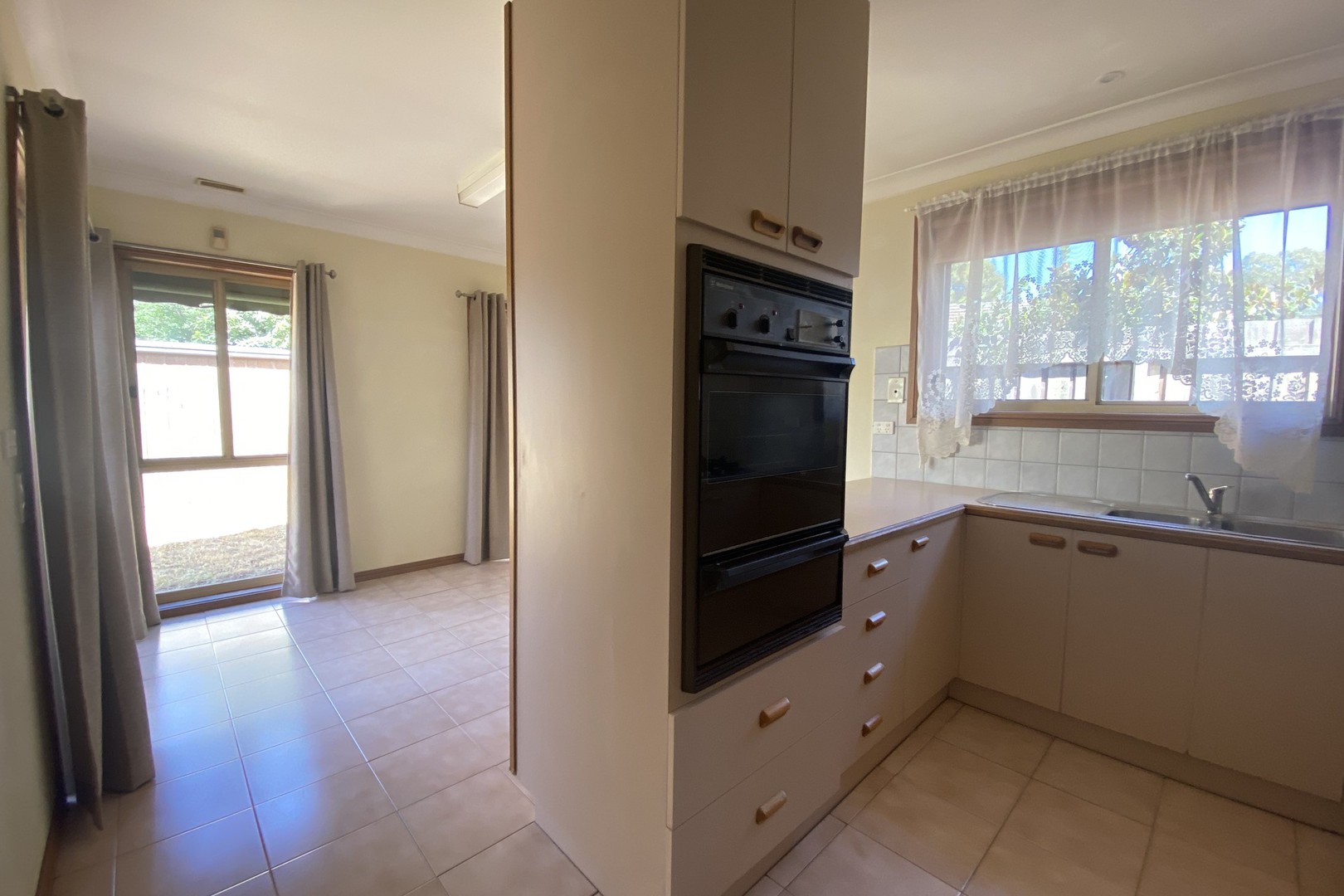 2/9 Orrong Avenue, Reservoir, VIC 3073, Reservoir - Thumbnail 4