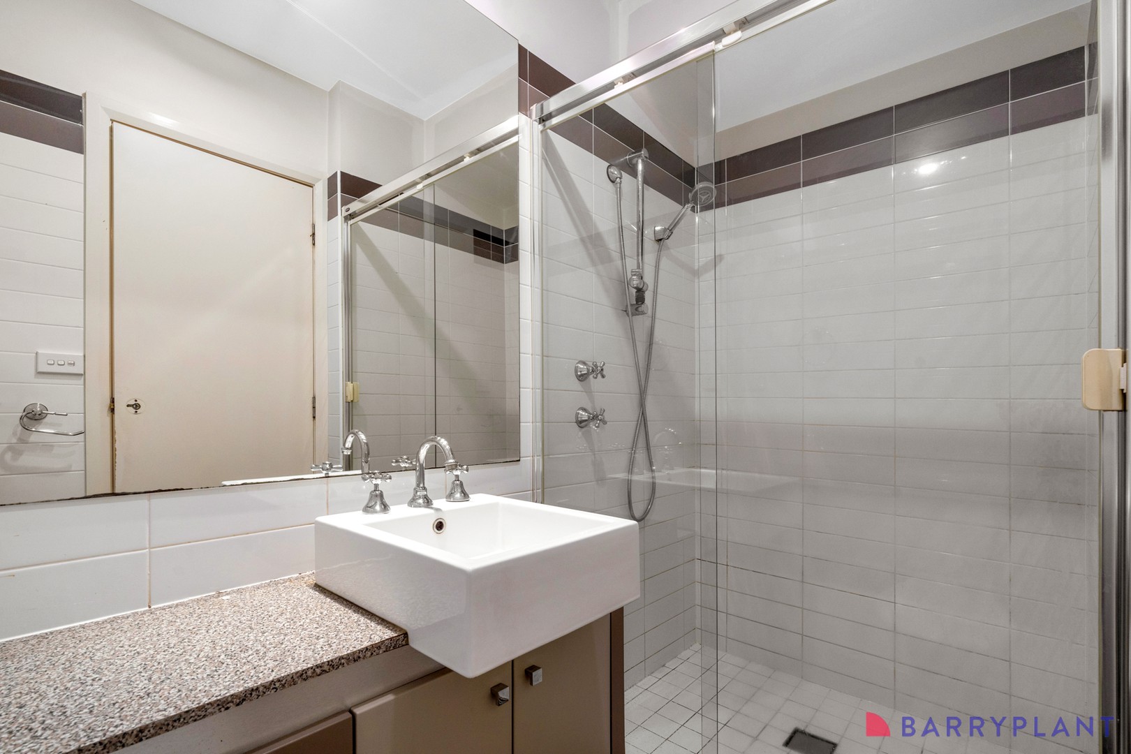2/9 Oulton Crescent, Reservoir, VIC 3073, Reservoir - Thumbnail 5