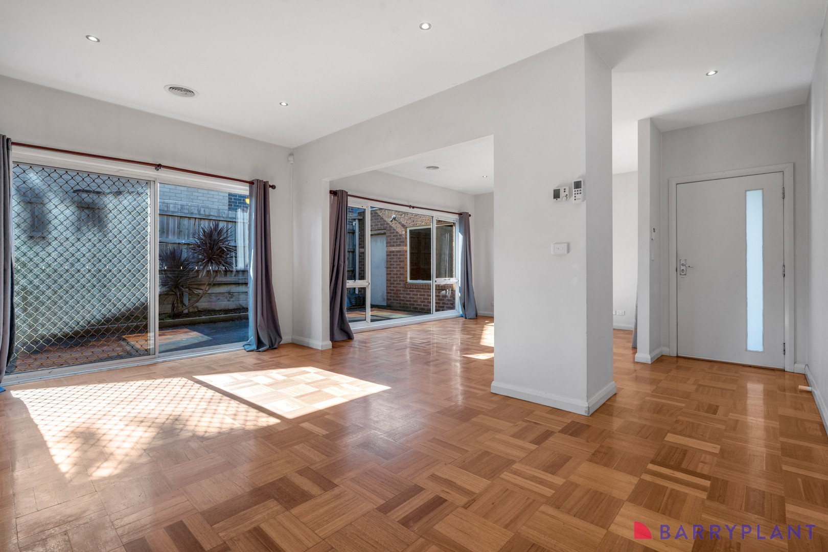 2/9 Oulton Crescent, Reservoir, VIC 3073 - Thumbnail 1 - 13/04/2026