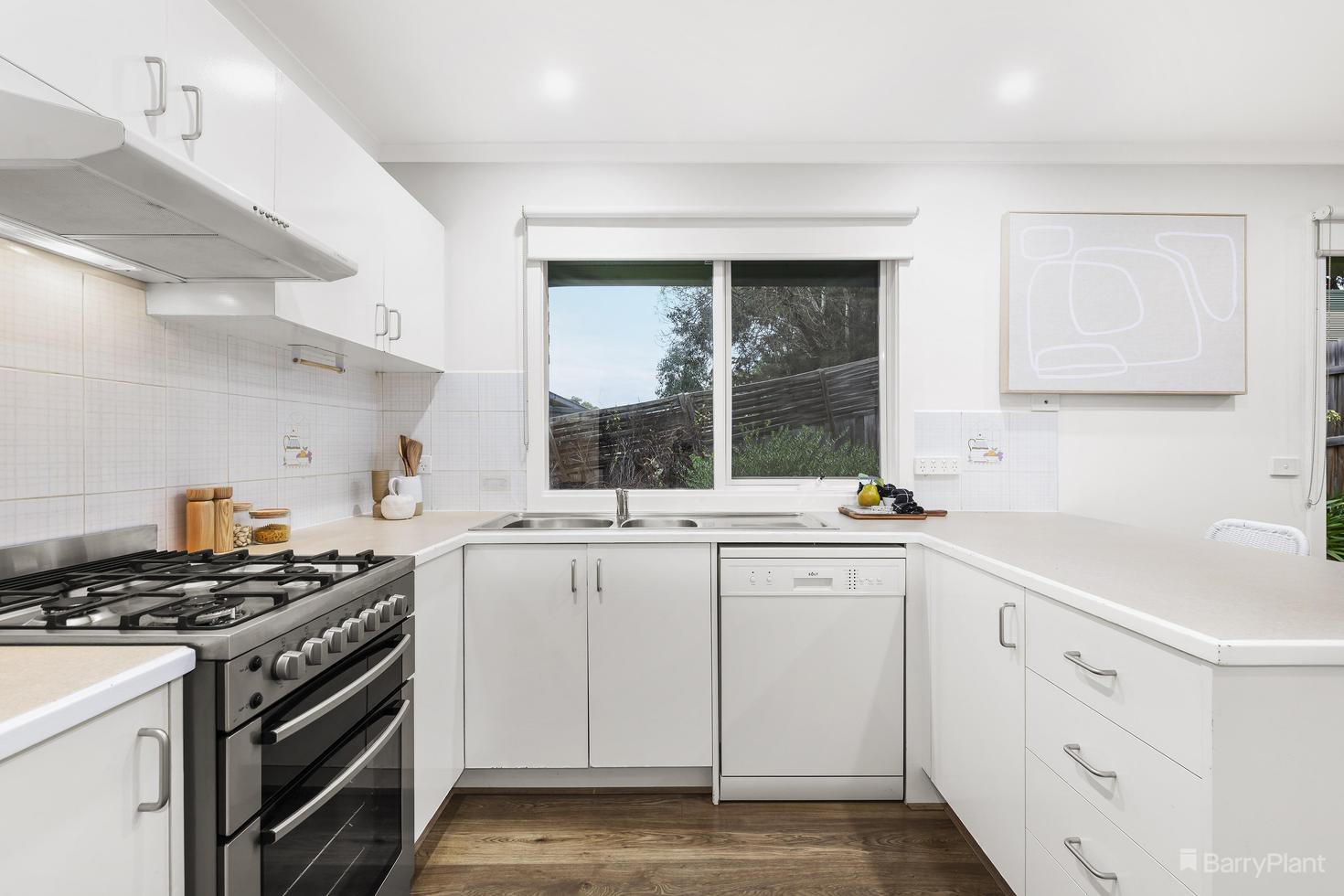 2/9 Paton Street, Montmorency, VIC 3094, Montmorency - Thumbnail 3