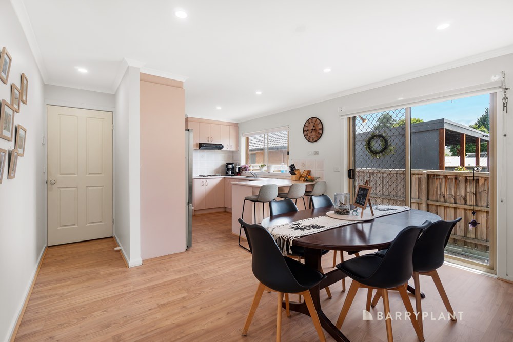 2/9 Pine Road, Bayswater, VIC 3153, Bayswater - Thumbnail 4