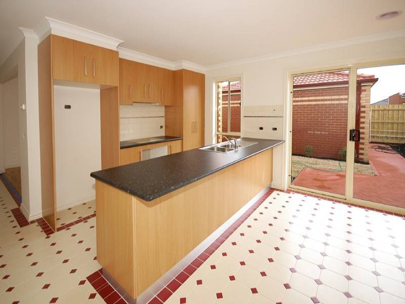 2/9 Sayvel Close, Hillside, VIC 3037 - Thumbnail 1 - 19/12/2019