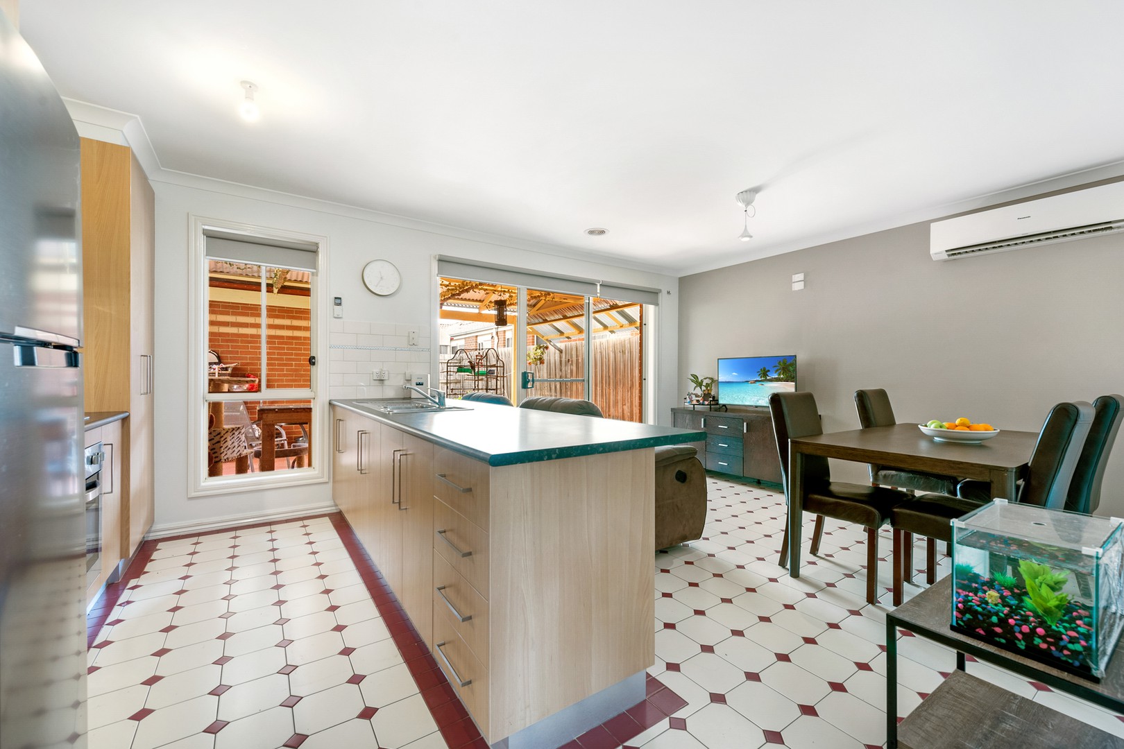 2/9 Sayvel Close, Hillside, VIC 3037, Hillside - Thumbnail 6